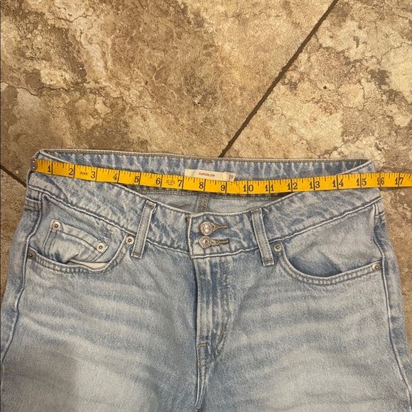 Levi’s Superlow loose Abraided art - Picture 4 of 5